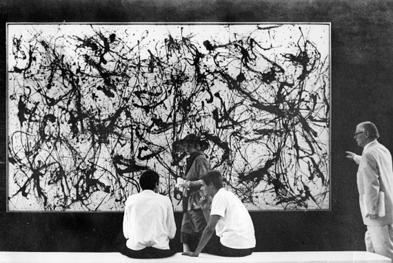 Abbildung zu: Ausstellungsansicht II. Documenta, 1959, Jackson Pollock, Number 32 (1950).© Pollock-Krasner Foundation, New York / VG Bild-Kunst, Bonn 2026
